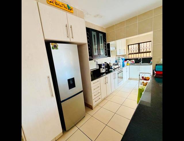 2 BEDROOM HOUSE FOR SALE IN AUSTERVILLE